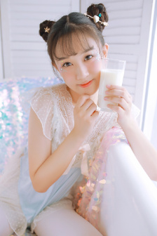 脱美眉内衣小游戏